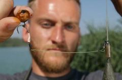 Korda Fluorocarbon Stiff Link Boom 35 lb 15,9 kg 0,65mm 15 Metre Misina