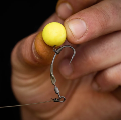 Korda High Grip Hook Bead  Medium